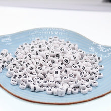 Load image into Gallery viewer, CHONGAI 100/500Pcs/500Gram Oblate Acrylic Letter Beads Single Alphabet White Round Bracelet Jewelry Beads&amp;Jewelry Making 4*7MM
