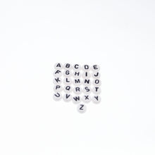 Load image into Gallery viewer, CHONGAI 100/500Pcs/500Gram Oblate Acrylic Letter Beads Single Alphabet White Round Bracelet Jewelry Beads&amp;Jewelry Making 4*7MM
