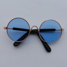 Load image into Gallery viewer, Lovely Vintage Round Cat Sunglasses Reflection Eye wear glasses For Small Dog Cat Pet Photos Pet Products Props Accessories
