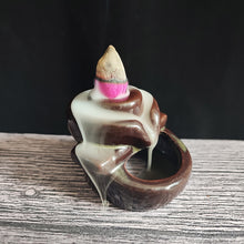 Load image into Gallery viewer, YXYMCF Mixed Natural Reflux Incense Cone Sandalwood Jasmine Lavender Sakura Smoke Tower Incense Backflow Incense Aromatherapy
