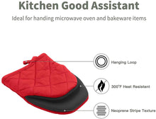 Load image into Gallery viewer, Mini Oven Mitts, 2 Pack Heat Resistant 300 ºF Little Oven Gloves Pot Holder
