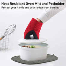 Load image into Gallery viewer, Mini Oven Mitts, 2 Pack Heat Resistant 300 ºF Little Oven Gloves Pot Holder
